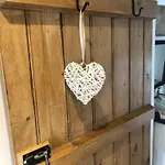 度假居 Westside Cottage, Newby Hamlet, Clapham, Yorkshire Dales National Park, Famous Three Peaks, Near The District, Pets Are Welcome, Direct Parking In Front Of The & Guest Parking