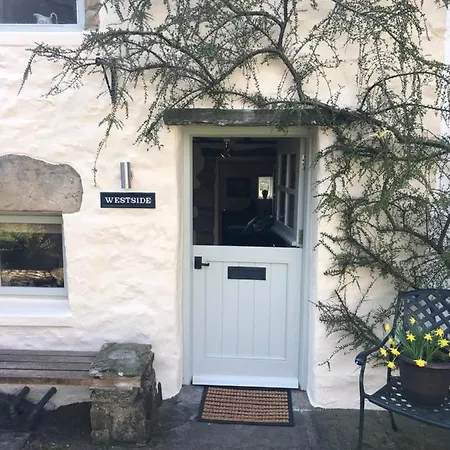 Ferienhaus Westside Cottage, Newby Hamlet, Clapham, Yorkshire Dales National Park, Famous Three Peaks, Near The District, Pets Are Welcome, Direct Parking In Front Of The & Guest Parking Newby (Craven)