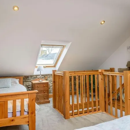Holiday home Westside Cottage: Yorkshire Dales Pet-friendly Retreat *