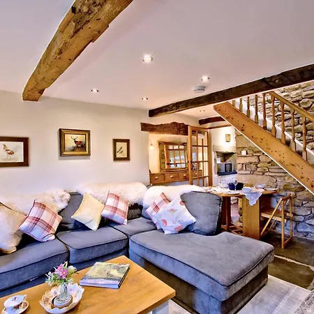 度假居 Westside Cottage, Newby Hamlet, Clapham, Yorkshire Dales National Park, Famous Three Peaks, Near The District, Pets Are Welcome, Direct Parking In Front Of The & Guest Parking
