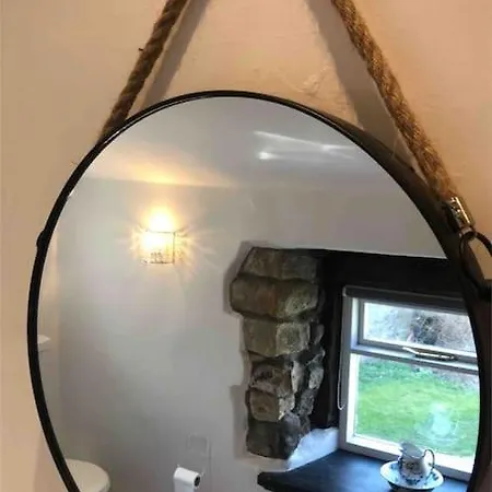 Westside Cottage, Newby Hamlet, Clapham, Yorkshire Dales National Park, Famous Three Peaks, Near The District, Pets Are Welcome, Direct Parking In Front Of The & Guest Parking Newby (Craven)